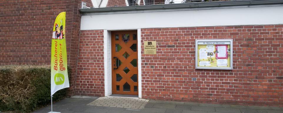 Aussenansicht des Büchereieingangs